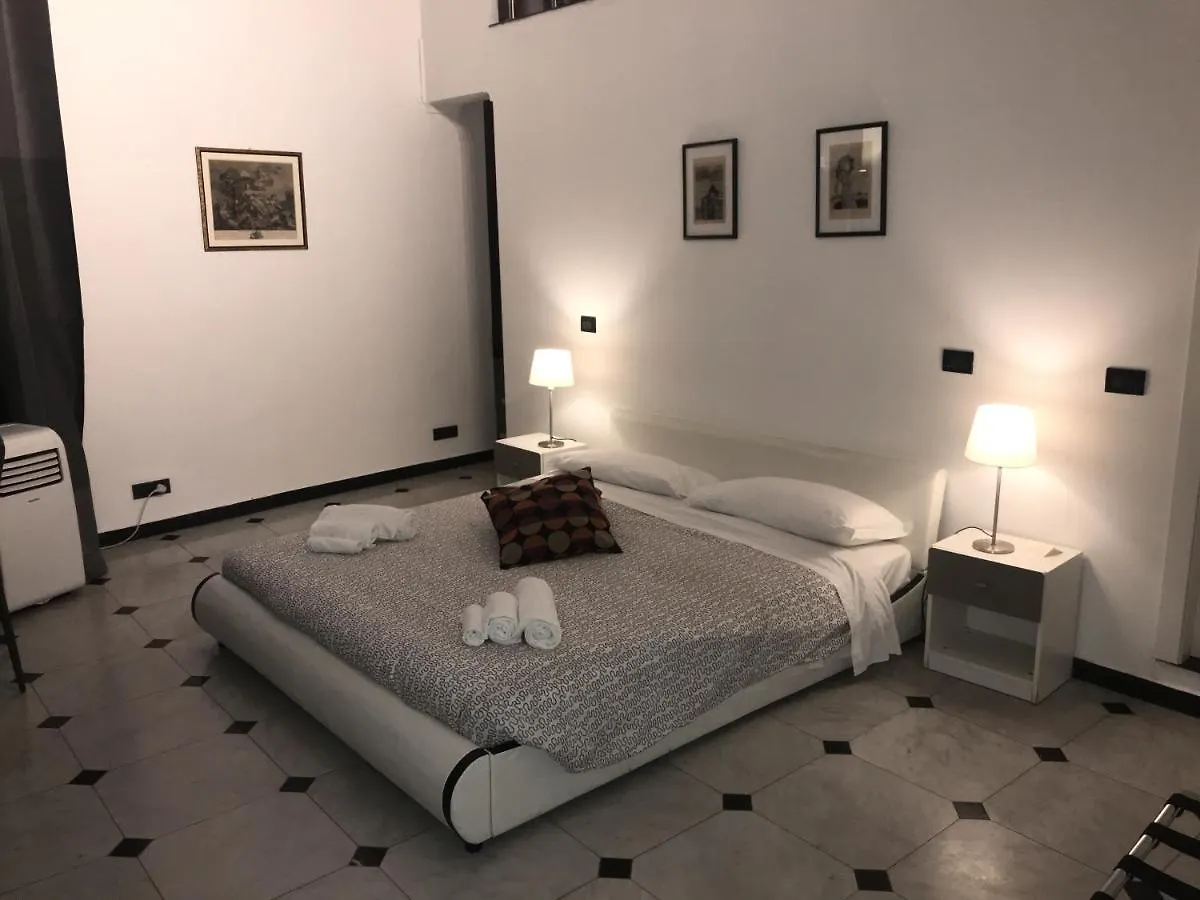 Chiossone Suites Genova 2*,  Olaszország