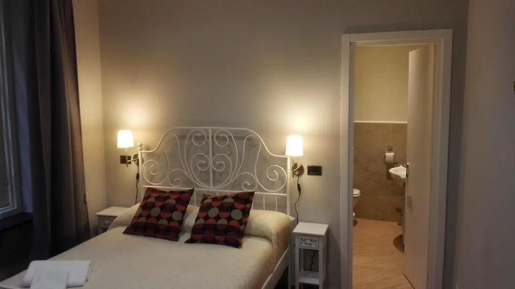 Chiossone Suites Génova 2*,